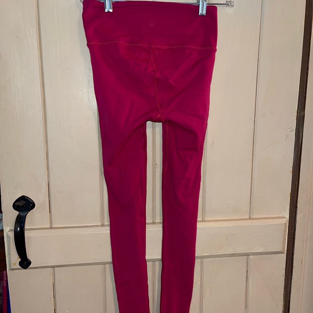 Lululemon, full length fuchsia pink leggings, size 4/6 - Picture 2 of 5